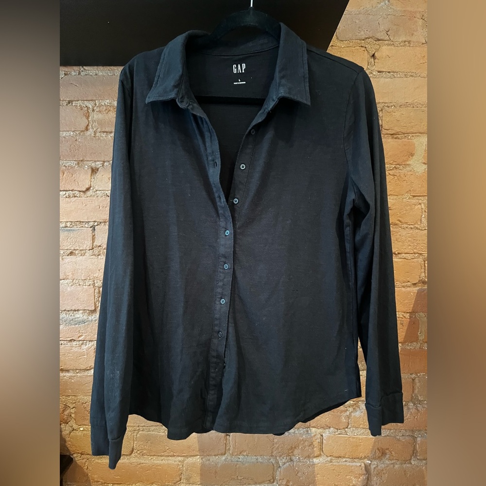GAP Black Knit Button Down Shirt